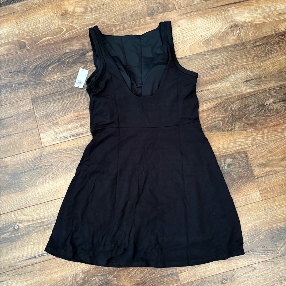 NWT Old Navy Studio Smooth Athletic Dress - Picture 3 of 7